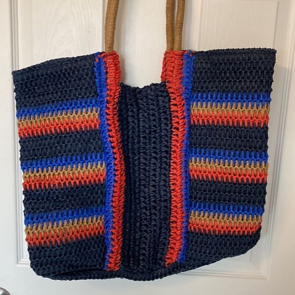 Escape- woven beach bag with shell tassel - navy blue and red - Picture 7 of 9